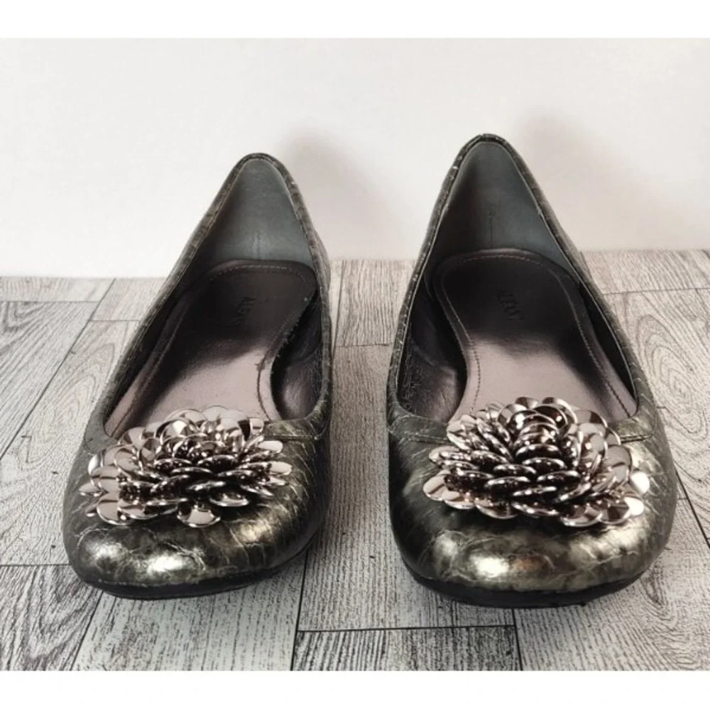 Alfani Shoes Womens Size 7M Flats Faux Animal Snake Grey/Black Metallic Dressy